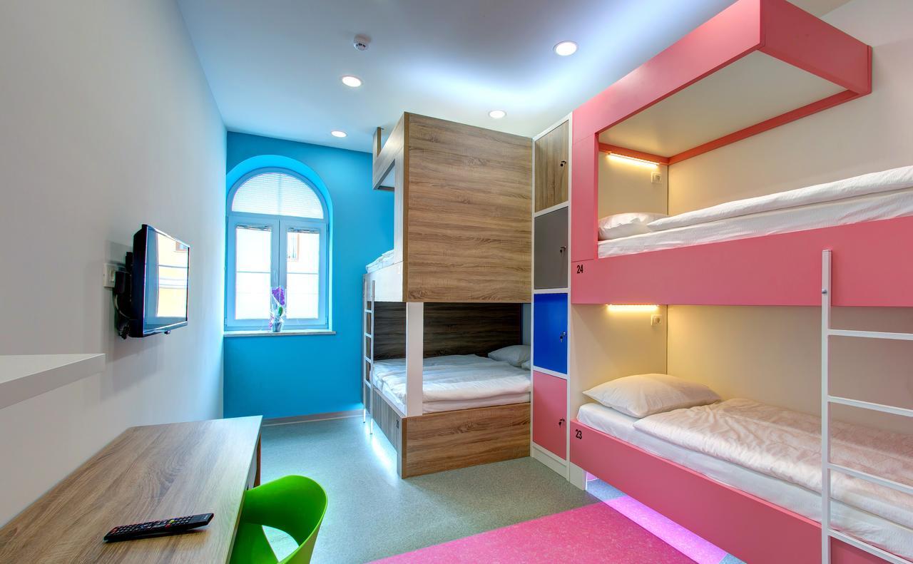 Starmo Hostel Mostar Exterior photo